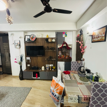 Living Room in 2 BHK Apartment at Migsun Wynn Boulevard, Eta Ii Greater Noida – for Sale