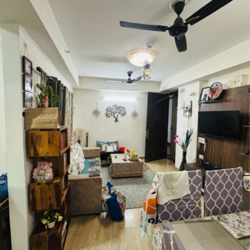 Living Room in 2 BHK Apartment at Migsun Wynn Boulevard, Eta Ii Greater Noida – for Sale