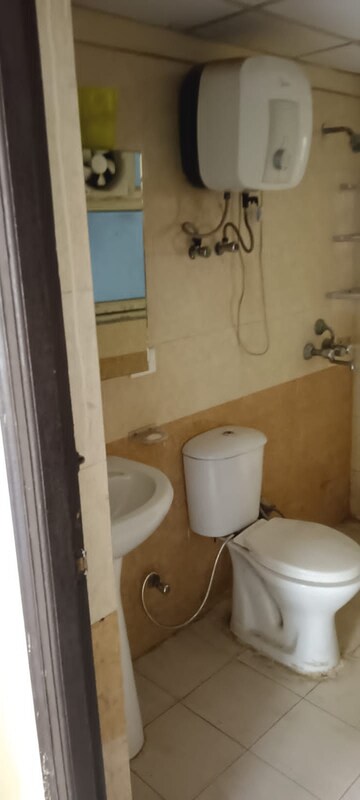 Master Bedroom in 2 BHK Apartment at Gardenia Golf City, Sector 75 – for Rent