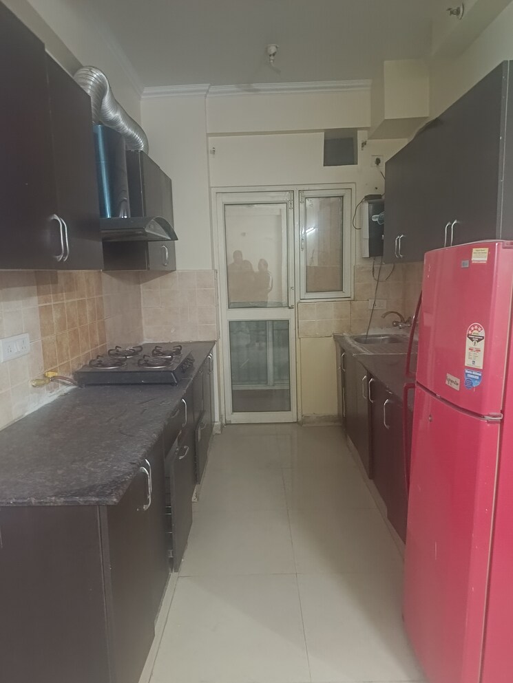 Kitchen, amrapali-silicon-city 2 Bedroom 1075 Sq.Ft. Apartment In Sector 76 Noida 7959153