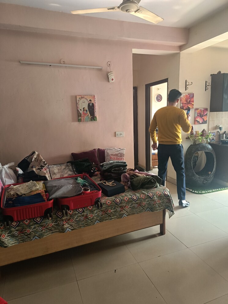 Bedroom, amrapali-silicon-city 2 Bedroom 1075 Sq.Ft. Apartment In Sector 76 Noida 7959153