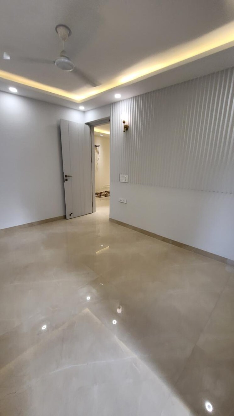 Room, vasant kunj 4 Bedroom 2500 Sq.Ft. Apartment In Vasant Kunj Delhi 7959166