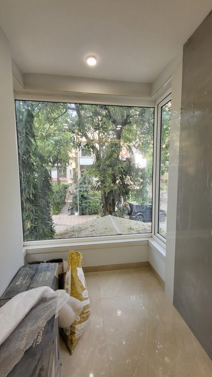 Balcony, vasant kunj 4 Bedroom 2500 Sq.Ft. Apartment In Vasant Kunj Delhi 7959166