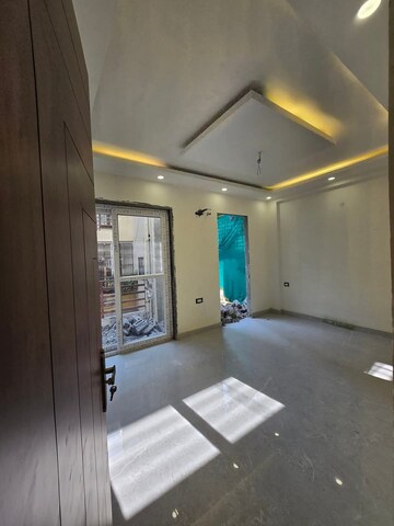 Master Bedroom in 4 BHK Builder Floor at Sector 41 – for Sale