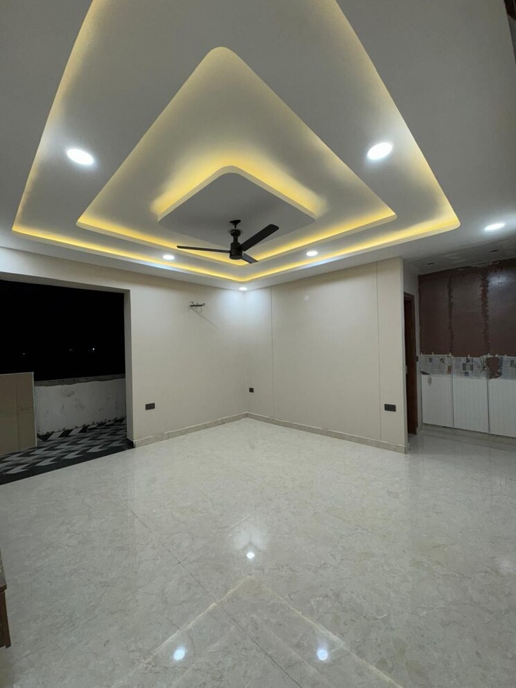 Room, sector 42 4 Bedroom 3100 Sq.Ft. Builder Floor In Sector 42 Faridabad 7959193