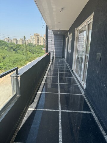 Balcony in 4 BHK Builder Floor at Sector 42 – for Sale