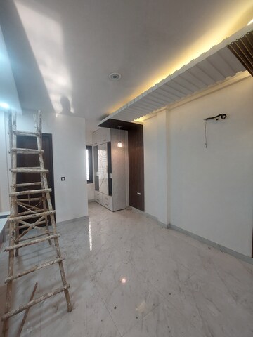 Master Bedroom in 3 BHK Builder Floor at Gujranwala Town – for Sale