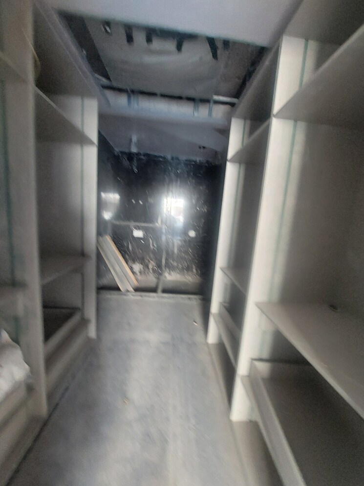 Bathroom, model town phase 2 5 Bedroom 4050 Sq.Ft. Builder Floor In Model Town Phase 2 Delhi 7959222