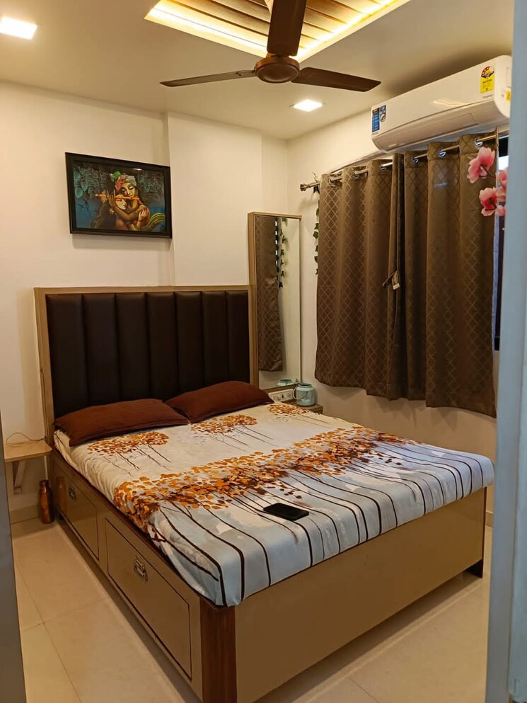 Master Bedroom, thakur-gayatri-satsang 1 Bedroom 595 Sq.Ft. Apartment In Kandivali East Mumbai 7959230