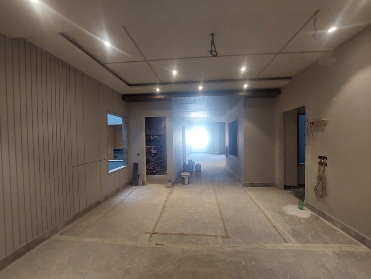 Master Bedroom, model town phase 2 5 Bedroom 450 Sq.Yd. Builder Floor In Model Town Phase 2 Delhi 7959235