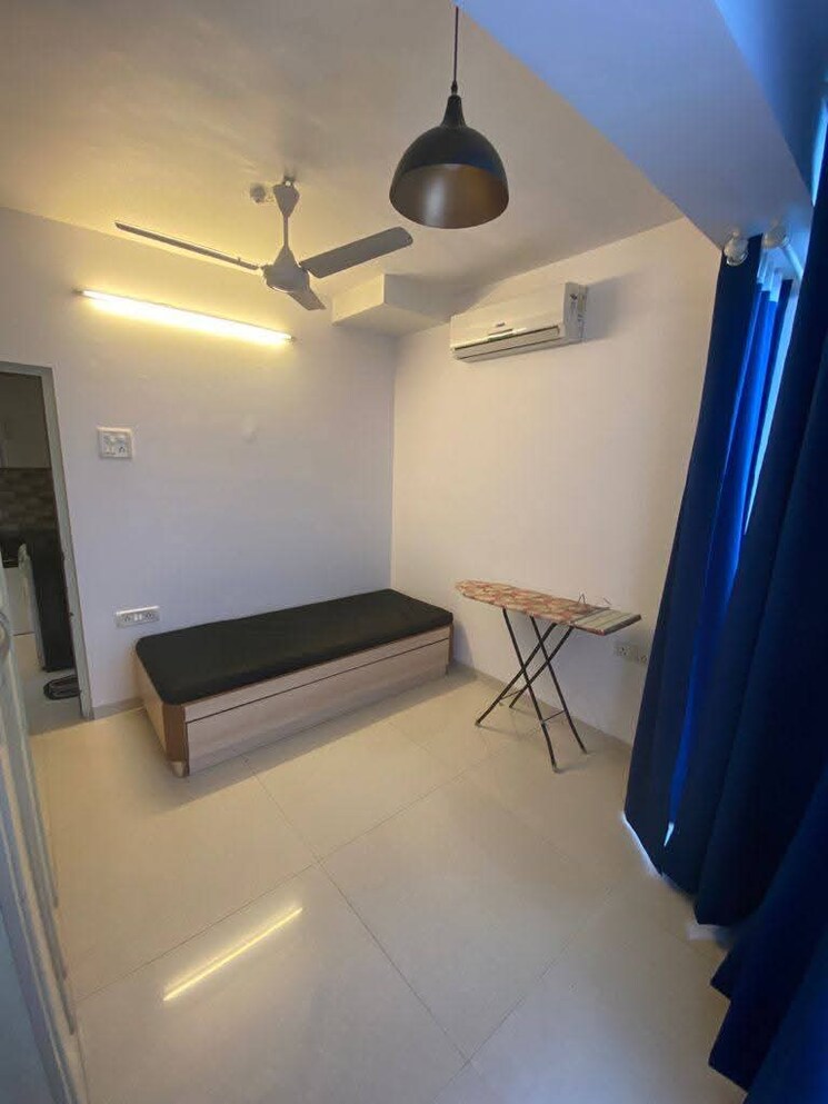 Living Room, maruti-towers 1 Bedroom 625 Sq.Ft. Apartment In Kandivali East Mumbai 7959239