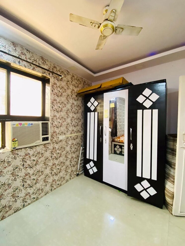 Room, spring-leaf-6-chs 1 Bedroom 365 Sq.Ft. Apartment In Kandivali East Mumbai 7959243
