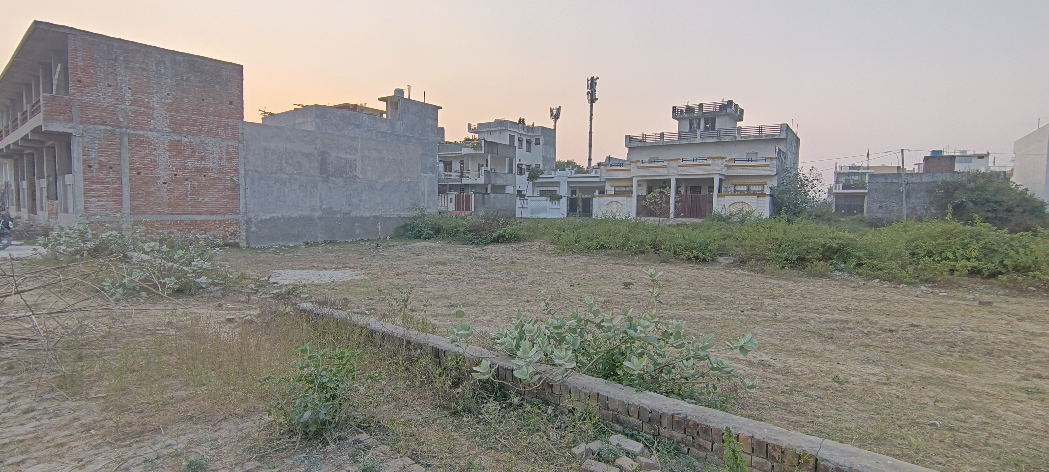 Plot For Sale in Sita Vihar Madiyaon