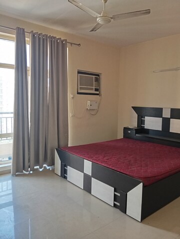 Bedroom in 3 BHK Apartment at Omaxe Residency, Gomti Nagar – for Rent