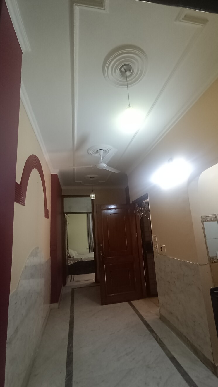 Bathroom, kalkaji 2.5 Bedroom 100 Sq.Ft. Independent House In Kalkaji Delhi 7959384