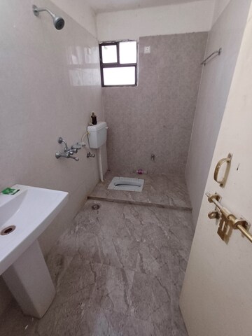 Bathroom in 3 BHK Apartment at Wazirganj – for Rent