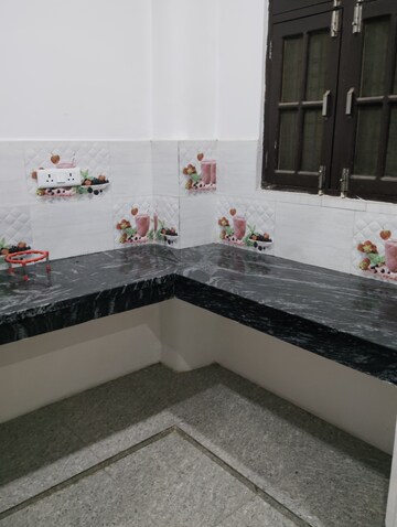 Bedroom in 2 BHK Independent House at Kursi Road – for Rent