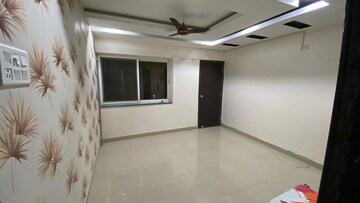 Room in 3 BHK Apartment at Morabadi – for Rent