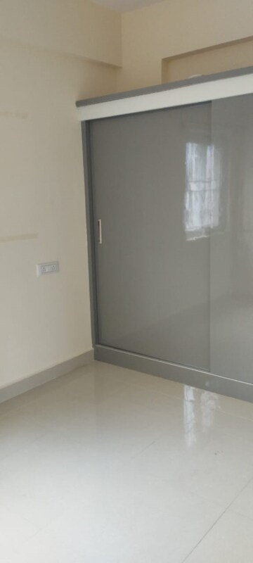 Room in 1 BHK Apartment at Whitefield – for Rent