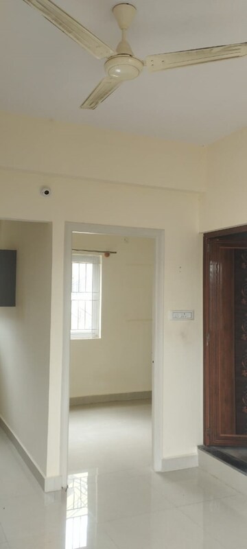 Room in 1 BHK Apartment at Whitefield – for Rent