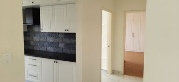 Room in 2 BHK Apartment at Mantri Lithos, Thanisandra – for Rent