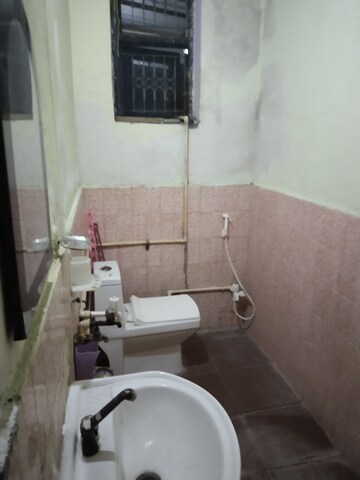 Bathroom in 1.5 BHK Independent House at Sector 56 – for Rent
