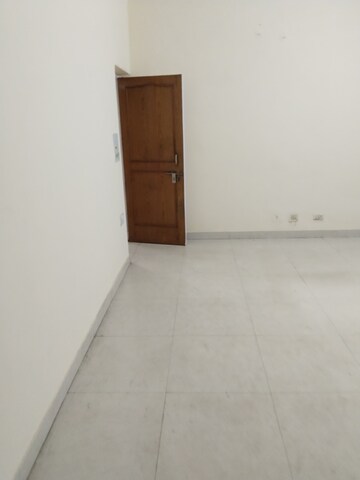 Master Bedroom in 1.5 BHK Independent House at Sector 56 – for Rent