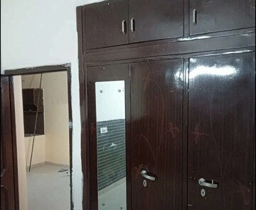 Furnished Amenities in 2 BHK Builder Floor at Sector 48 – for Rent