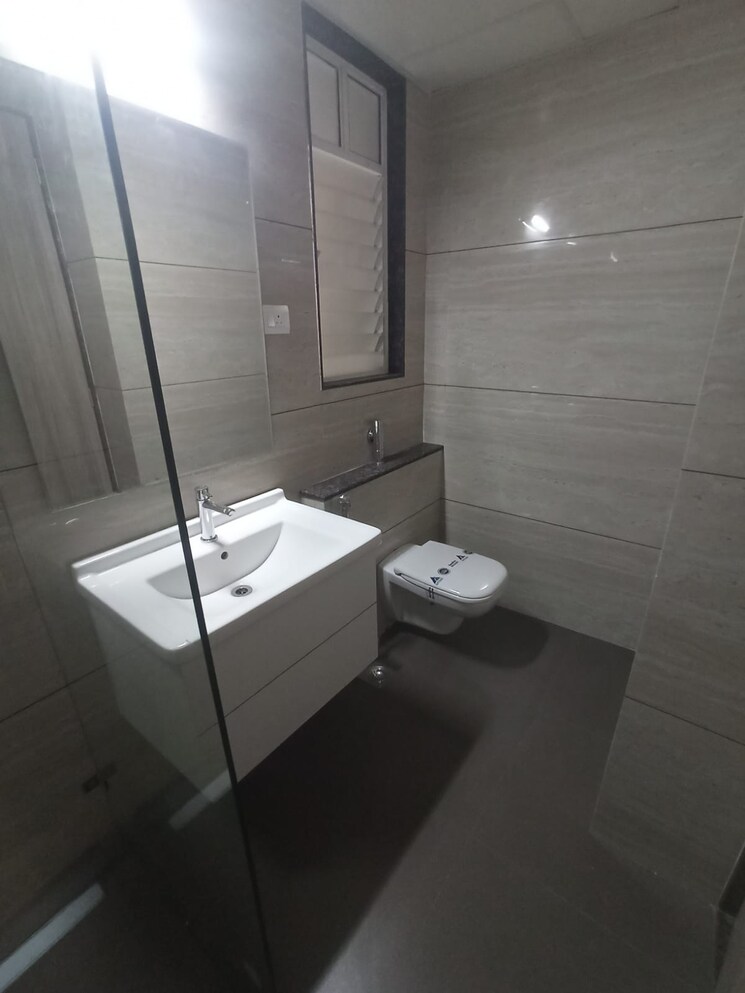 Bathroom, b-k-pate-dahanukar-regency 2 Bedroom 1050 Sq.Ft. Apartment In Kothrud Pune 7959600