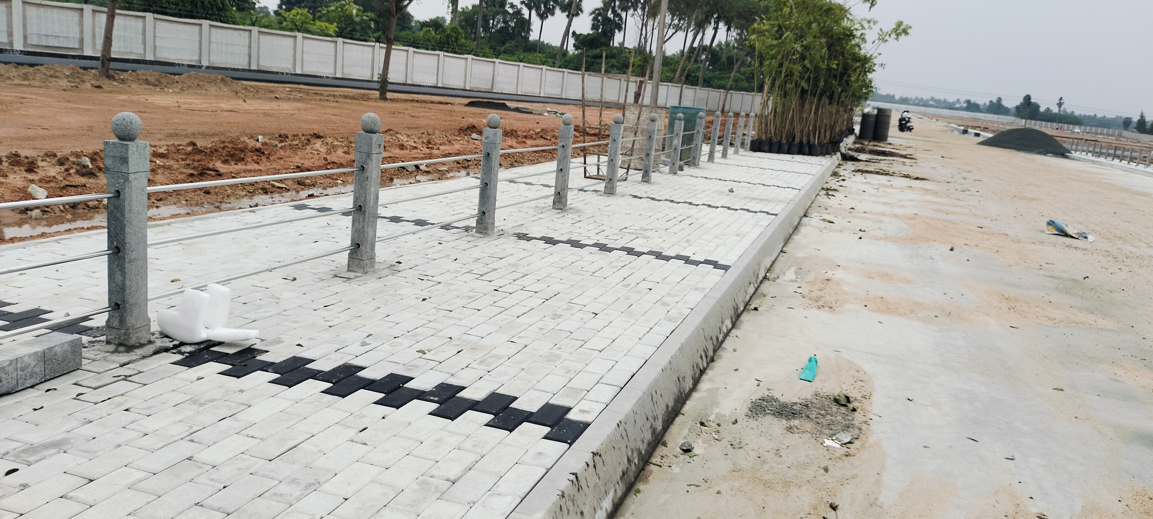 Plot For Sale in Maha Nagar 