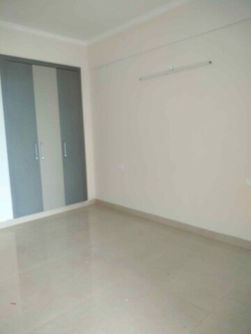 Room in 3 BHK Apartment at Affinity Greens, International Airport Road – for Rent