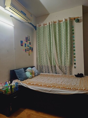 Bedroom in 3.5 BHK Apartment at Jaypee Greens Kosmos, Sector 134 – for Rent