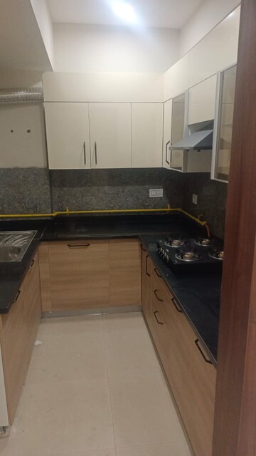 Kitchen in 3.5 BHK Apartment at Jaypee Greens Kosmos, Sector 134 – for Rent