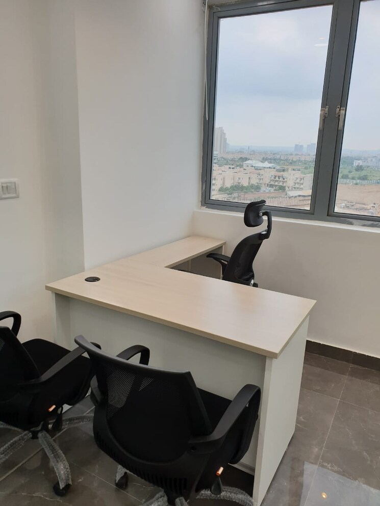 Rental Commercial Office Space 641 Sq.ft. In Emaar Emerald Plaza 