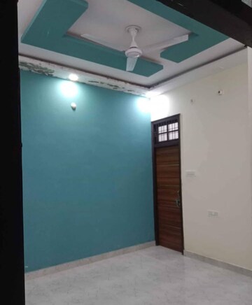 Room in 2 BHK Villa at Aliganj – for Rent