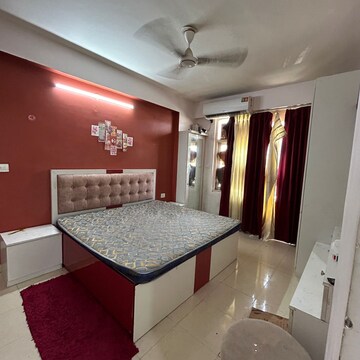 Team Area in 3 BHK Apartment at Tulip White, Sector 69 – for Rent