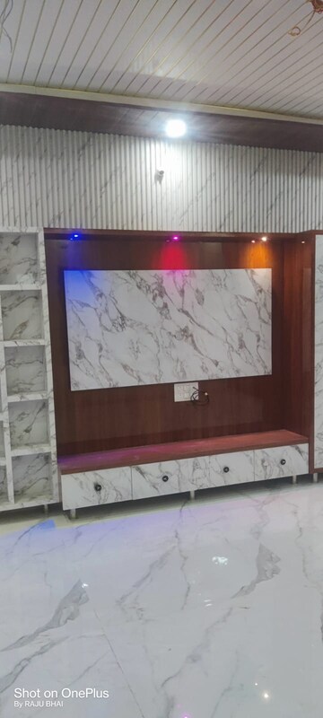 Furnished Amenities in 6 BHK Independent House at Nri Layout – for Sale