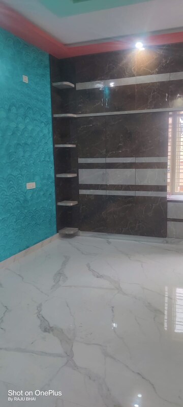 Room in 6 BHK Independent House at Nri Layout – for Sale