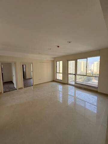 Room in 2.5 BHK Apartment at Imperia Esfera, Sector 37c – for Sale