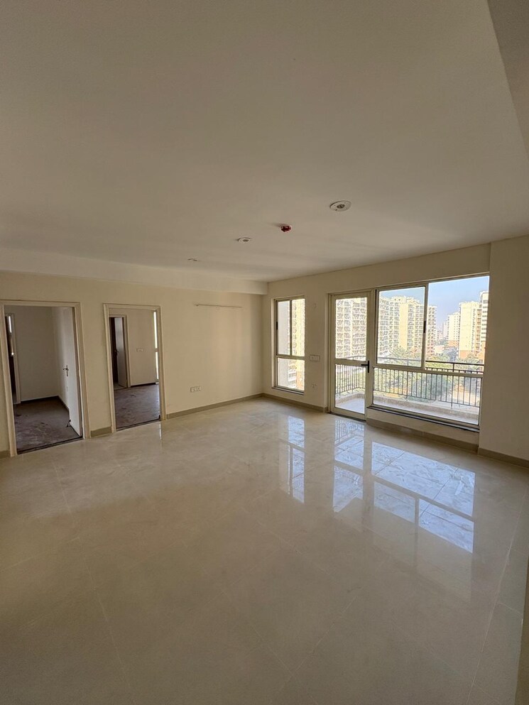 Room, imperia-esfera 2.5 Bedroom 1578 Sq.Ft. Apartment In Sector 37c Gurgaon 7959826