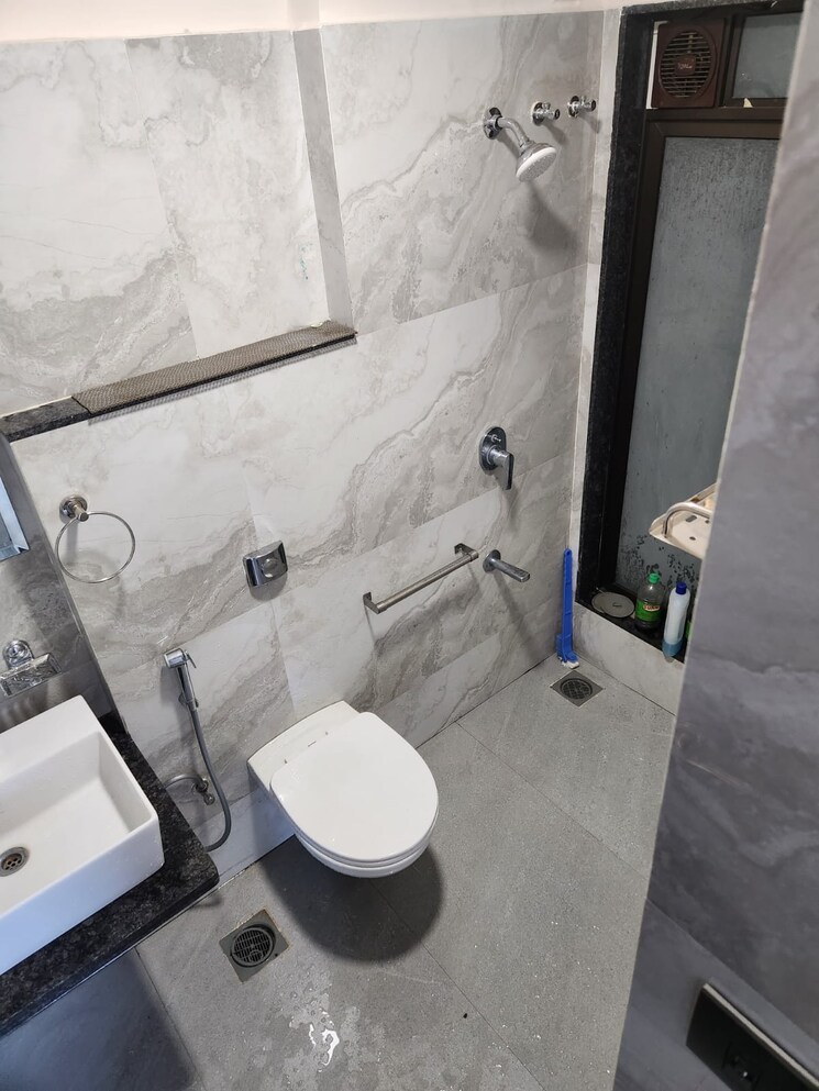 Bathroom, paradigm-el-signora 2 Bedroom 766 Sq.Ft. Apartment In Jogeshwari West Mumbai 7959849