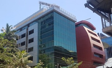  Office Space – Exterior View View at Center Point, Andheri East - for Rent
