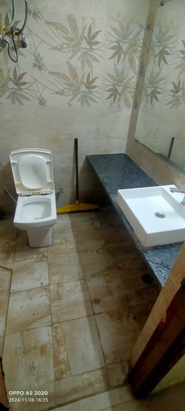 Bathroom in 1 BHK Apartment at Paramount Golfforeste, Zeta I Greater Noida – for Rent
