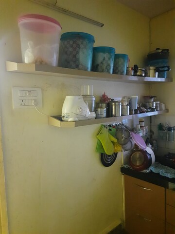 Furnished Amenities in 1 BHK Apartment at Vrindavan CHS Thane West, Vrindavan Society – for Sale