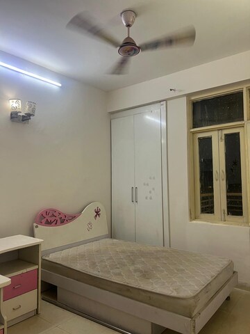 Room in 3 BHK Apartment at Tulip Orange, Sector 70 – for Rent