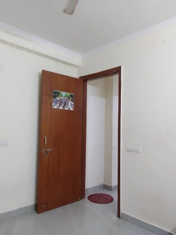 Room in 1 RK Builder Floor at Saket – for Rent