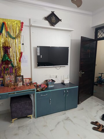 Kitchen in 2 BHK Builder Floor at Cosmos Executive, Sector 3 – for Rent