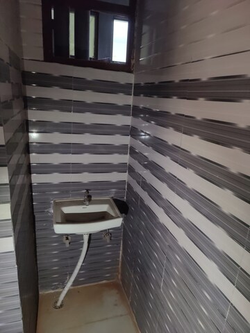 Bathroom in 1 BHK Builder Floor at Sultanpur – for Rent