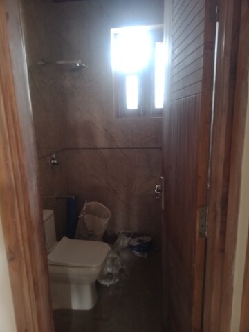 Bathroom in 3 BHK Builder Floor at BPTP District, Sector 81 – for Sale
