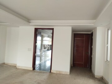 Room in 4 BHK Builder Floor at Sector 23 – for Sale